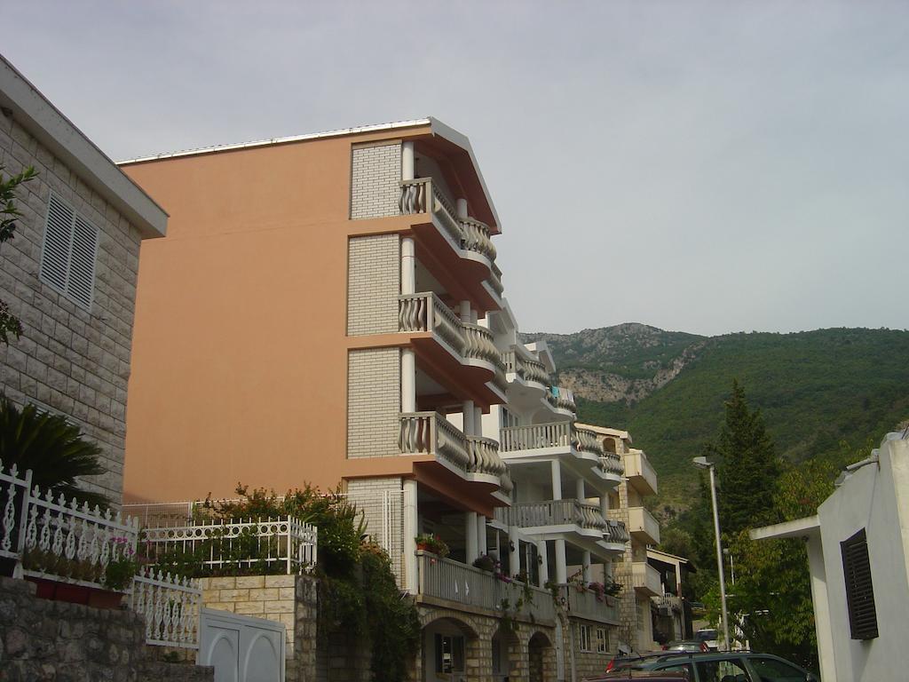 Apartments Andela Budva Extérieur photo