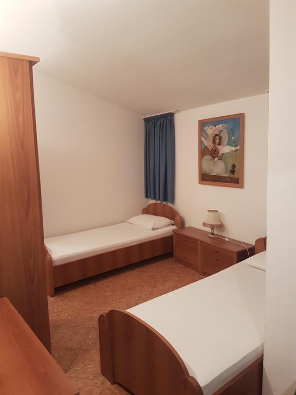 Apartments Andela Budva Chambre photo